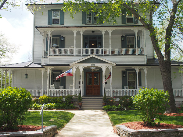 1898 Waverly Inn Bed & Breakfast in Hendersonville, NC. 